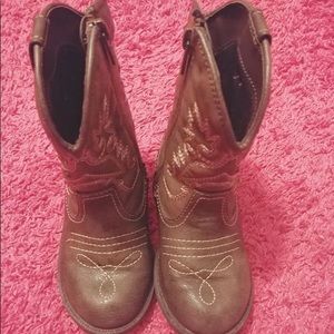 Cherokee girls cowboy boots